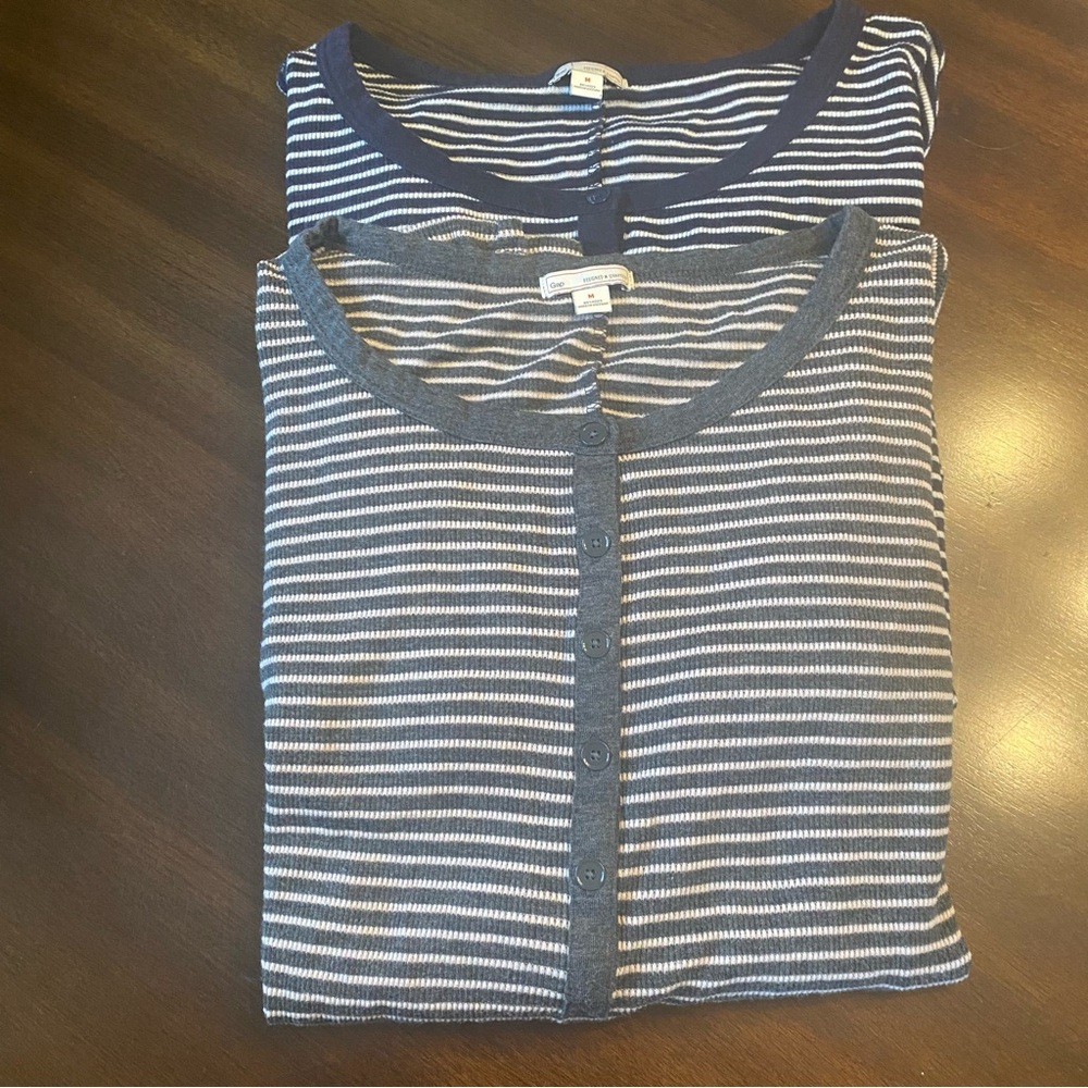 Two Gap Henley Striped Waffle Knit T-Shirt Women's Size M Long Sleeves
